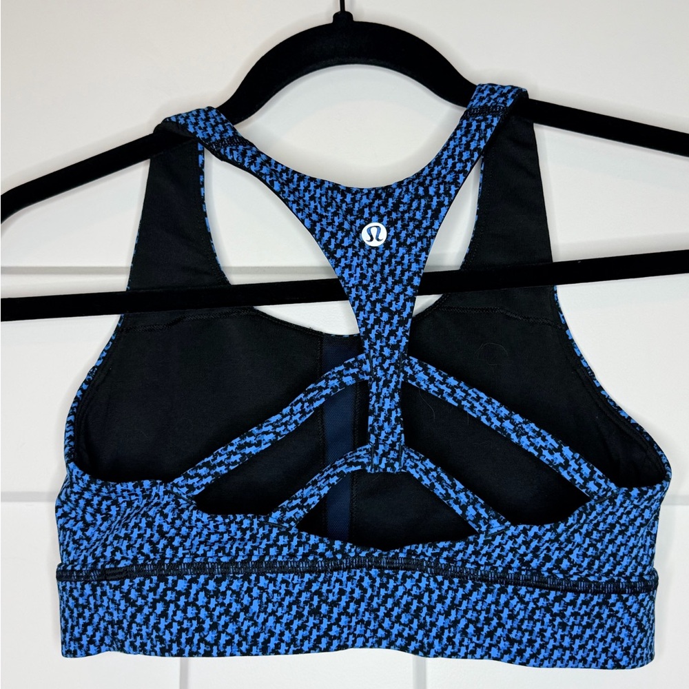 Lululemon Circuit Breaker Sports Bra - Scatter Star Beach Blanket Blue Black - Picture 2 of 3